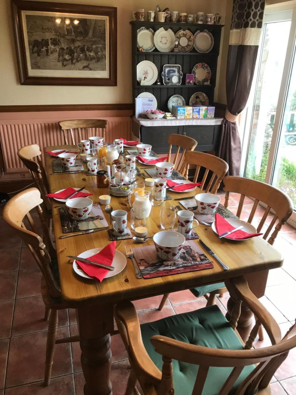 Brynawel Farm B&B Pontlliw Екстериор снимка